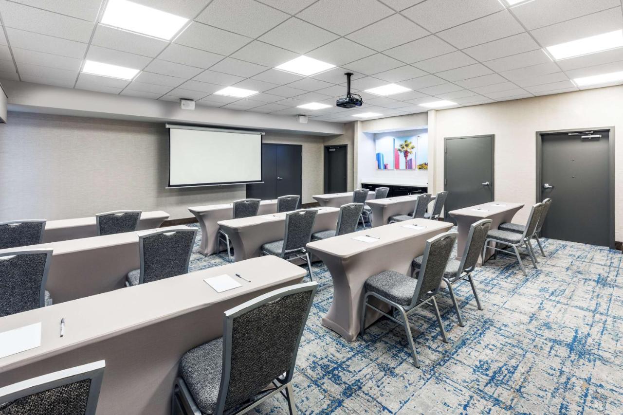 Hampton Inn And Suites Houston Heights I-10 Экстерьер фото